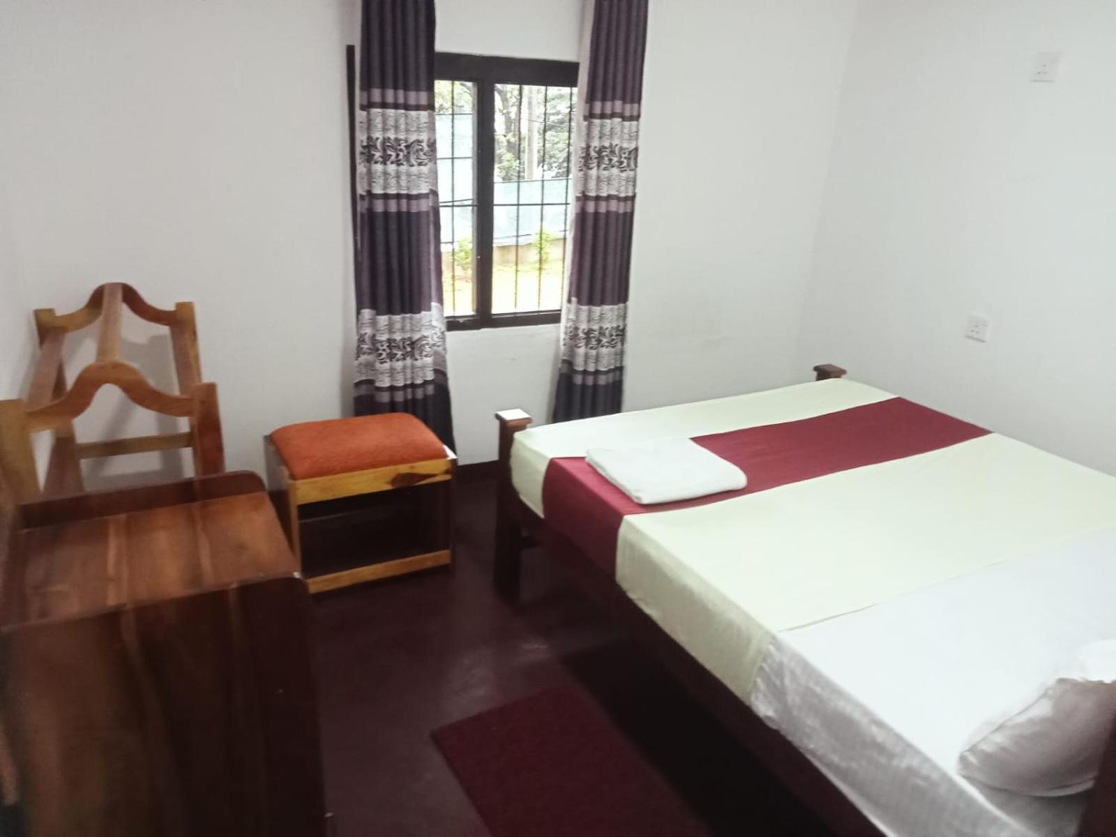 Lake Classical Guest House Kandy Luaran gambar